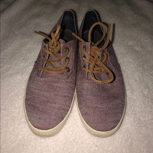 Sperry slip on shoes